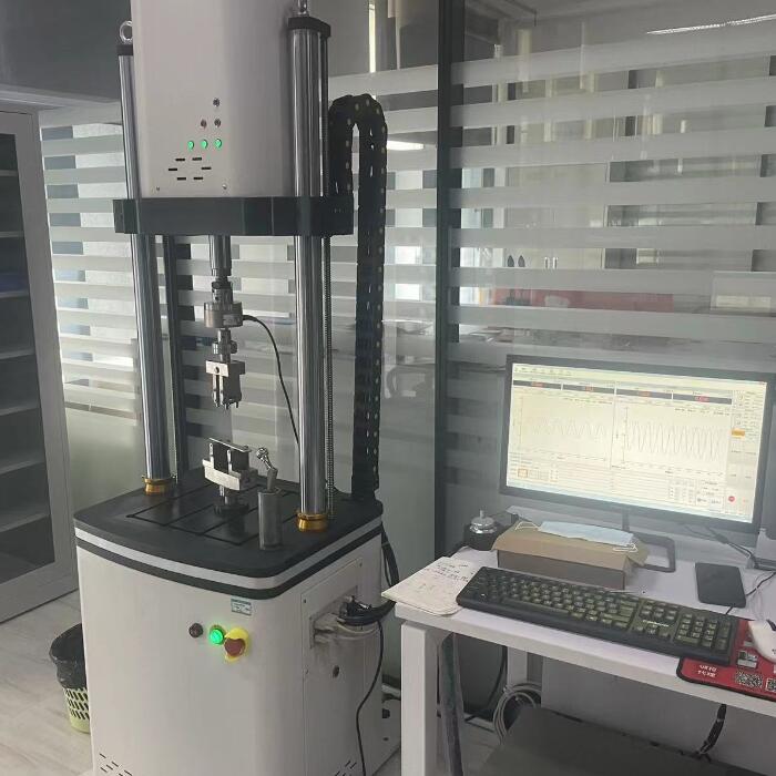 1678327750719431.jpg 膝關(guān)節(jié)疲勞模擬試驗機(jī).jpg